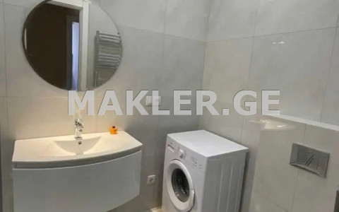  Сдаётся 2 комнатная  Квартира в Ваке  на ул. Шроша 