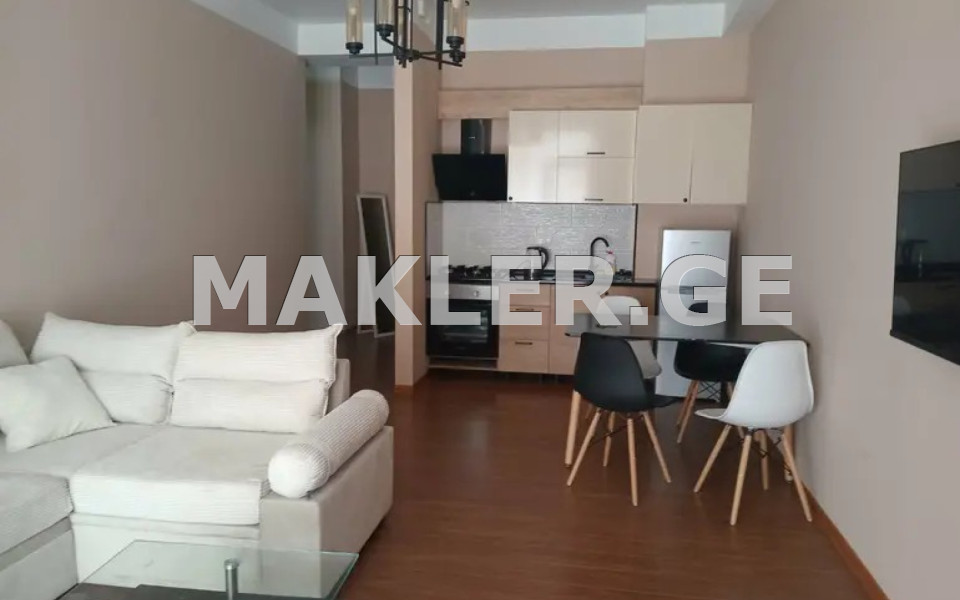  Сдаётся 2 комнатная  Квартира в Ваке  на ул. Шроша 