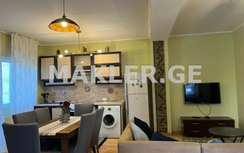  Сдаётся 3 комнатная  Квартира на Мтацминда  (Старый Тбилиси)  на ул. Чонкадзе 