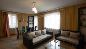 Satılık 3   Daire in Sololaki dist. (Old Tbilisi)