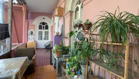 For Sale 3 room  Apartment in Mtatsminda dist. (Old Tbilisi)