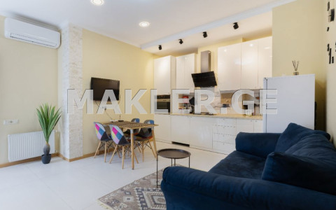  למכירה 2 חֶדֶר  דִירָה in Vake dist.  in T.Tabidze st. 