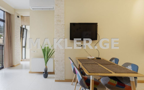  למכירה 2 חֶדֶר  דִירָה in Vake dist.  in T.Tabidze st. 
