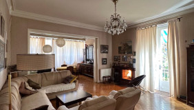 For Sale 5 room  Apartment in Vake dist.