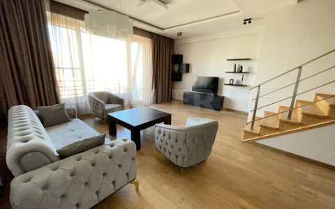  Сдаётся 4 комнатная  Квартира в Ваке  на ул. И.Абашидзе 