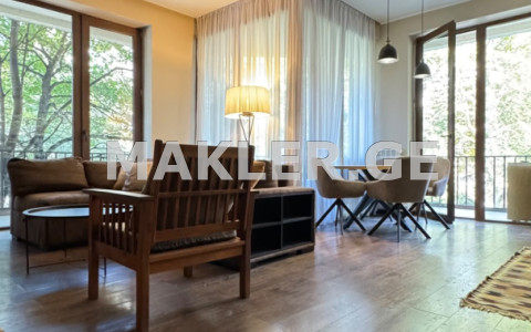  להשכרה 3 חֶדֶר  דִירָה in Vake dist.  in Barnovi st. 