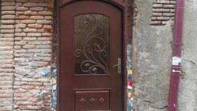 Продается 1 комнатная  Квартира в Сололаки (Старый Тбилиси)