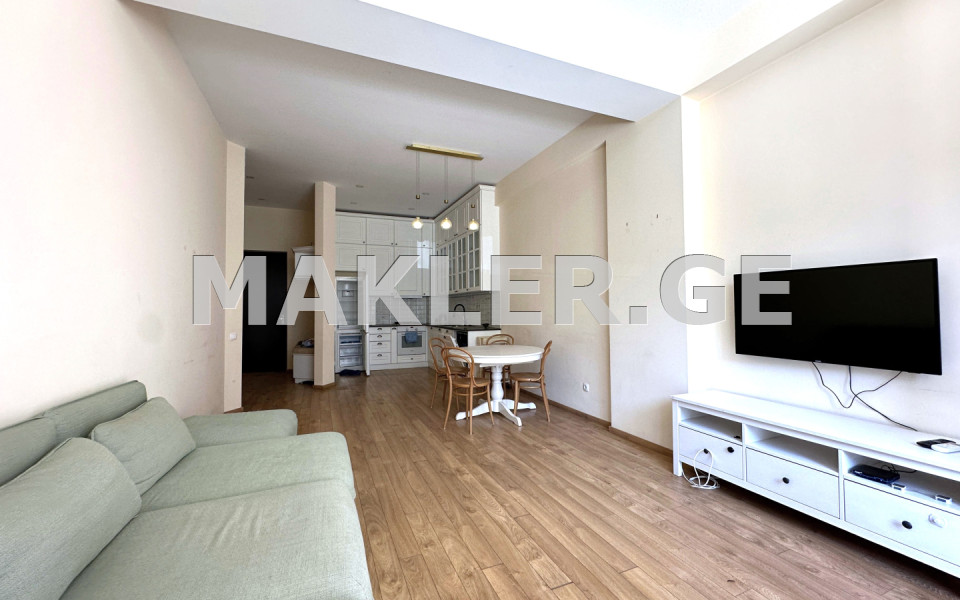  ქირავდება 2 ოთახიანი  ბინა ვაკეში  ირ. აბაშიძის ქუჩაზე 