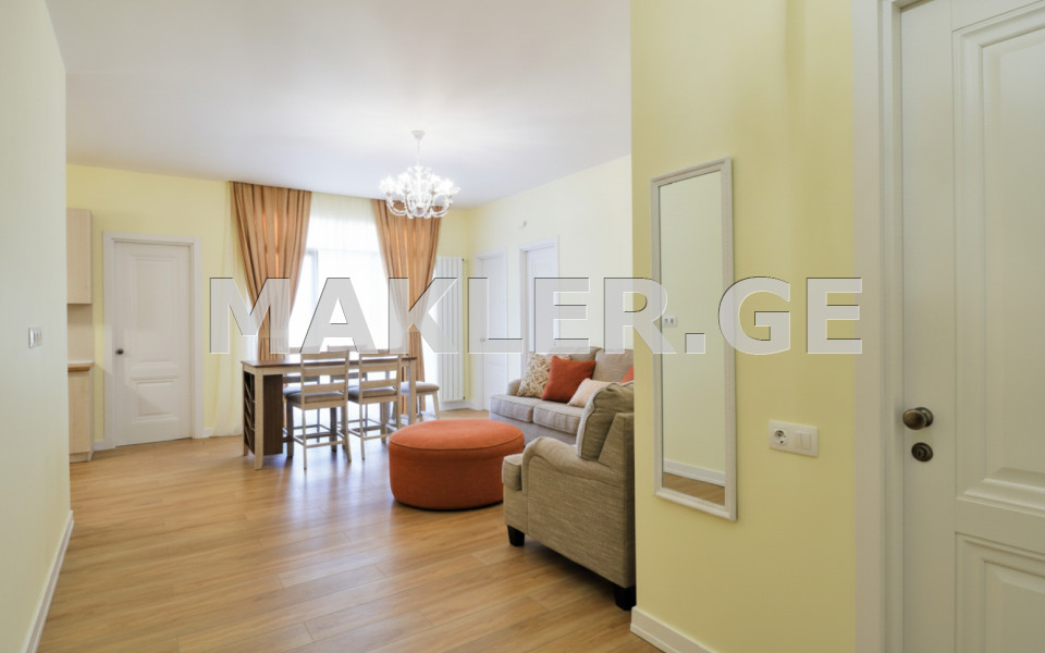  出售 4 room  公寓 萨布尔塔洛区  in Ana Politkovskaya st. 