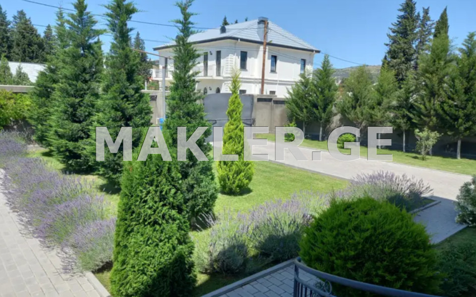  ქირავდება 493 m² ფართობის საკუთარი სახლი დიღომი 8-ში