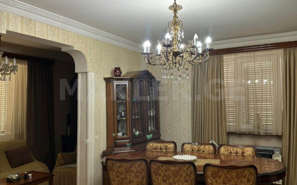  Продается 3 комнатная  Квартира в Авчала  на ул. Либани 