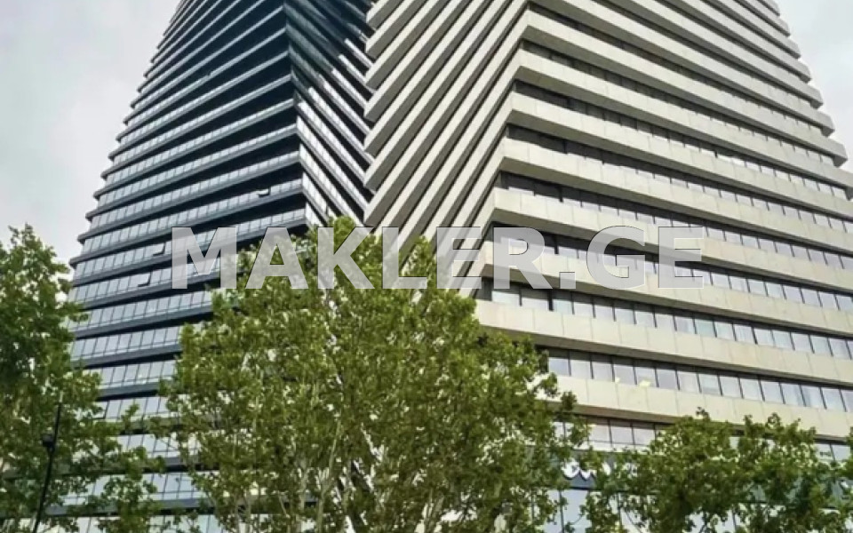  ქირავდება 2 ოთახიანი  ბინა ვაკეში  ი. ჭავჭავაძის გამზ. 