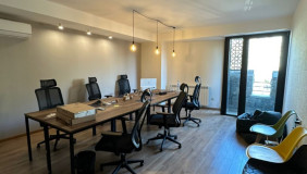 For Rent 80 m² space Office in Sololaki dist. (Old Tbilisi)