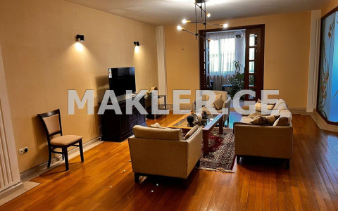  For Rent 3 room  Apartment in Sololaki dist. (Old Tbilisi)  in L. Asatiani st. 
