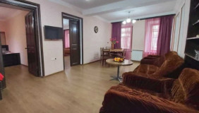 For Sale 3 room  Apartment in Chugureti dist.