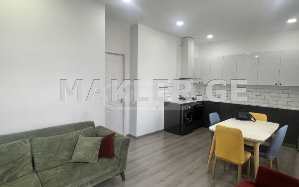  ქირავდება 3 ოთახიანი  ბინა საბურთალოზე  შარტავას ქუჩაზე 