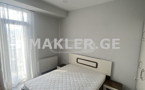  ქირავდება 3 ოთახიანი  ბინა საბურთალოზე  შარტავას ქუჩაზე 