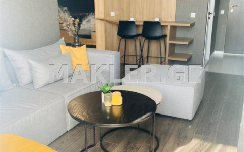  ქირავდება 2 ოთახიანი  ბინა მთაწმინდაზე (ძველ თბილისში)  პ. კაკაბაძის ქუჩაზე 