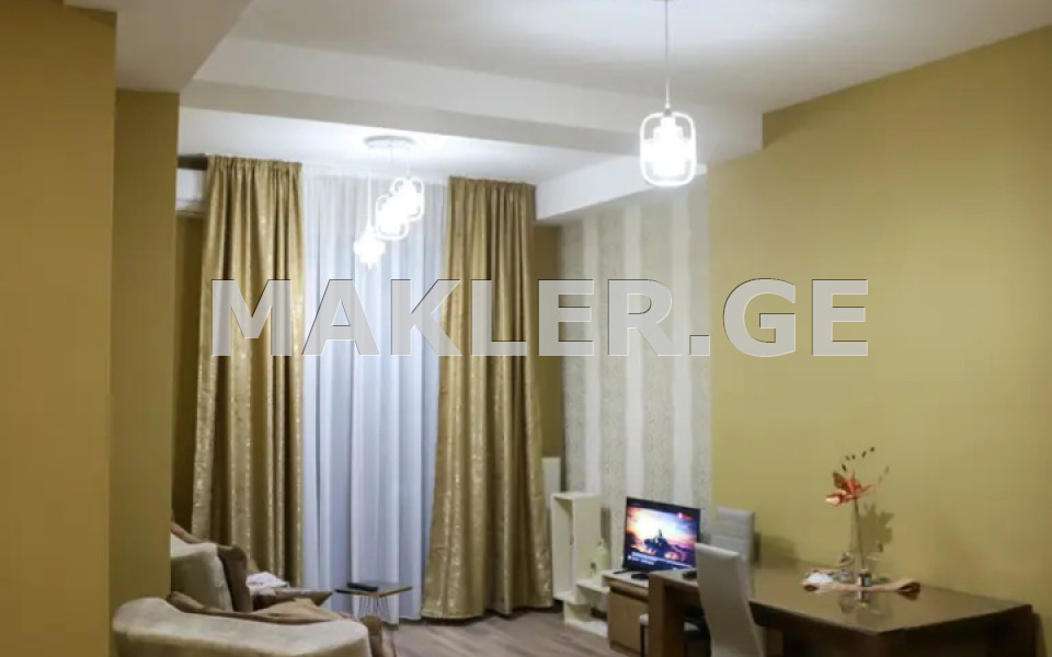  ქირავდება 2 ოთახიანი  ბინა ვერაზე  ჭოველიძის ქუჩაზე 