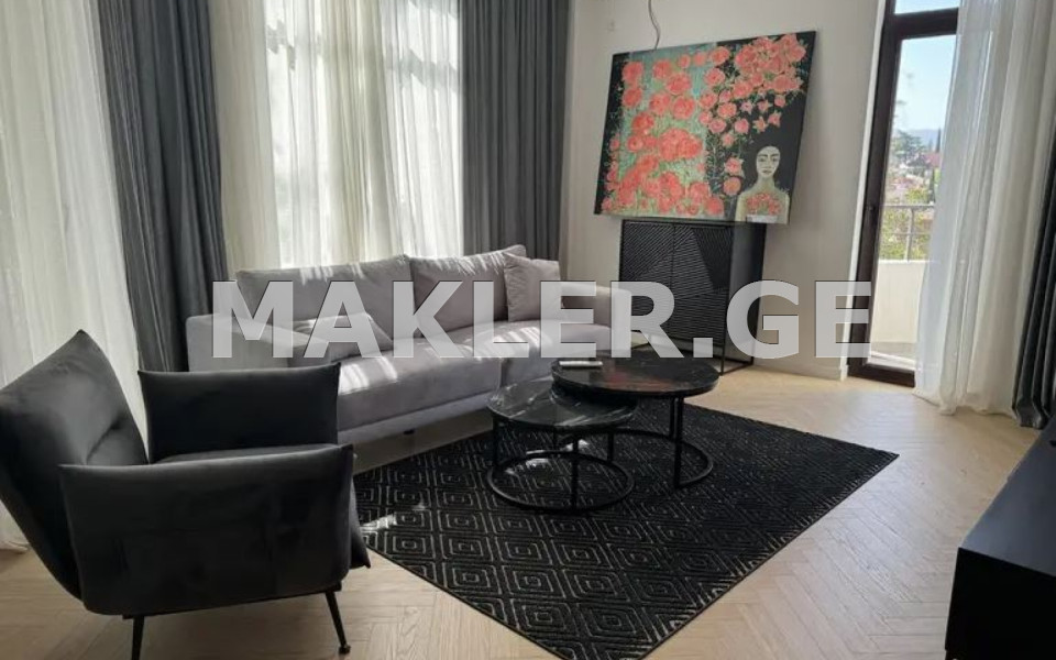  ქირავდება 3 ოთახიანი  ბინა ვაკეში  მცხეთის ქუჩაზე 