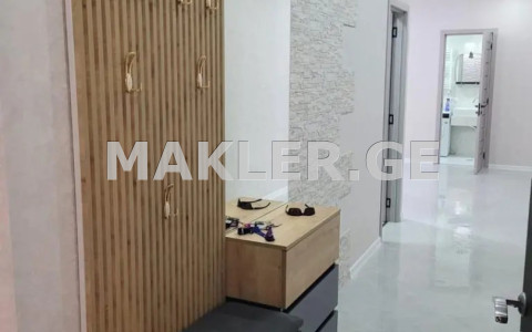  Сдаётся 3 комнатная  Квартира в Сабуртало  на ул. Асланиди 