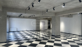 For Sale or For Rent 311 m² space Office in Vake dist.
