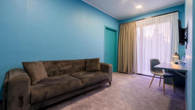 ქირავდება 150 m² ფართობის ოფისი ვერაზე
