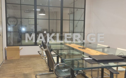  For Rent 162 m² space Office in Mtatsminda dist. (Old Tbilisi)  in Besiki st. 