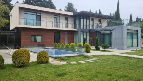 For Sale or For Rent 500 m² space Private House in Digomi 7