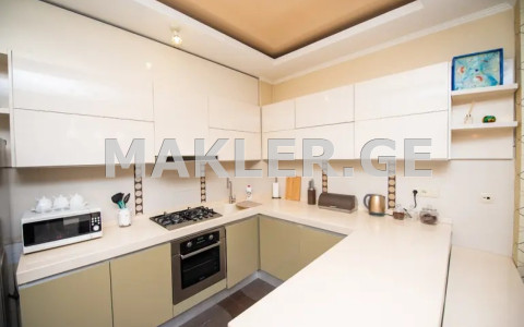  For Rent 3 room  Apartment in Saburtalo dist.  in Vazha-pshavela avenue 