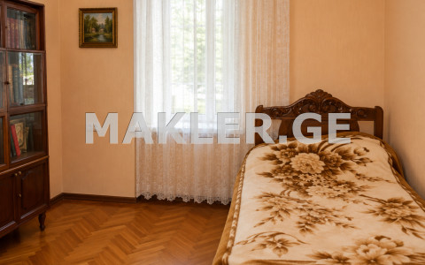  Продается Сдаётся 140 m² площадь Частный дом в Сололаки (Старый Тбилиси)  на ул. Амаглеба 