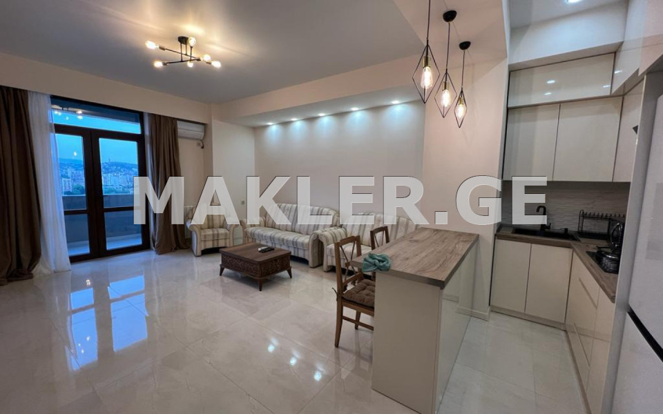  ქირავდება 2 ოთახიანი  ბინა საბურთალოზე  სააკაძის მოედანზე 