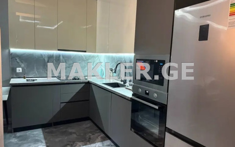  ქირავდება 2 ოთახიანი  ბინა ვაკეში  ბარნოვის ქუჩაზე 