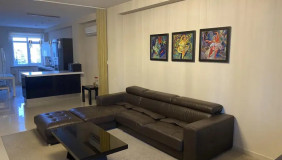 For Rent 5 room  Apartment in Vake dist.