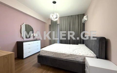  Kiralık 4   Daire in Saburtalo dist.  in Al. Kazbegi Ave. 