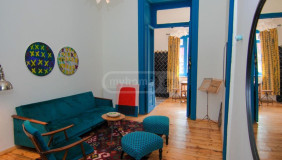 For Sale 2 room  Apartment in Mtatsminda dist. (Old Tbilisi)