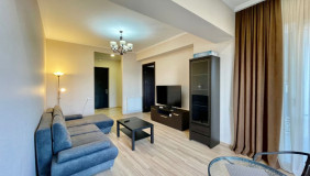 იყიდება 2 ოთახიანი  ბინა ვაკეში