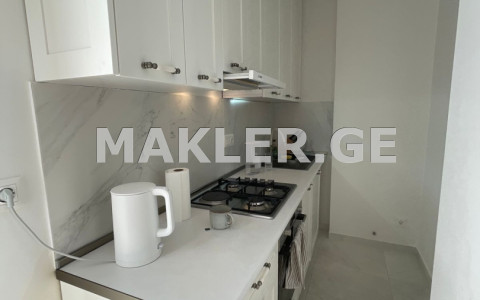  Сдаётся 3 комнатная  Квартира в Ваке  на ул. Шроша 