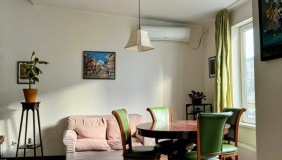 For Sale 5 room  Apartment in Vake dist.