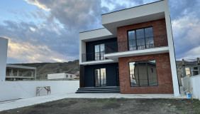 Satılık 200 m²  Villa in Digomi village
