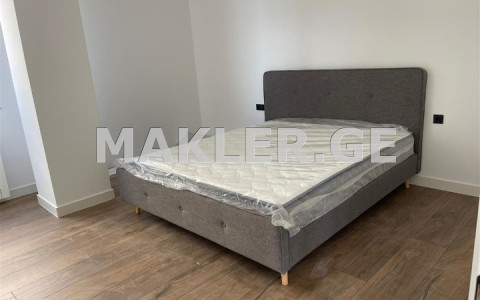  For Rent 4 room  Apartment near the Lisi lake