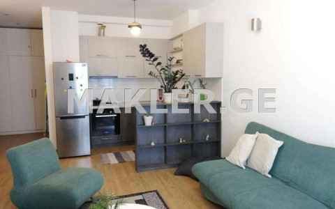  Сдаётся 3 комнатная  Квартира в Ваке  на ул. Палиашвили 