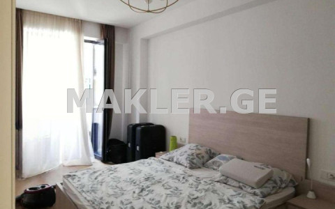  Сдаётся 3 комнатная  Квартира в Ваке  на ул. Палиашвили 