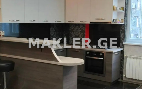  Сдаётся 3 комнатная  Квартира в Сабуртало  на ул. М.Асатиани 