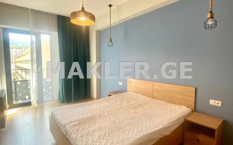  ქირავდება 2 ოთახიანი  ბინა საბურთალოზე  ეულის ქუჩაზე 