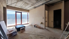 Продается 2 комнатная  Квартира в Сабуртало