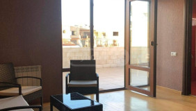 For Rent 5 room  Apartment in Vera dist.