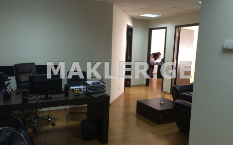  Kiralık 106 m²  Büro & Ofis in Mtatsminda dist. (Old Tbilisi)  in Besiki st. 