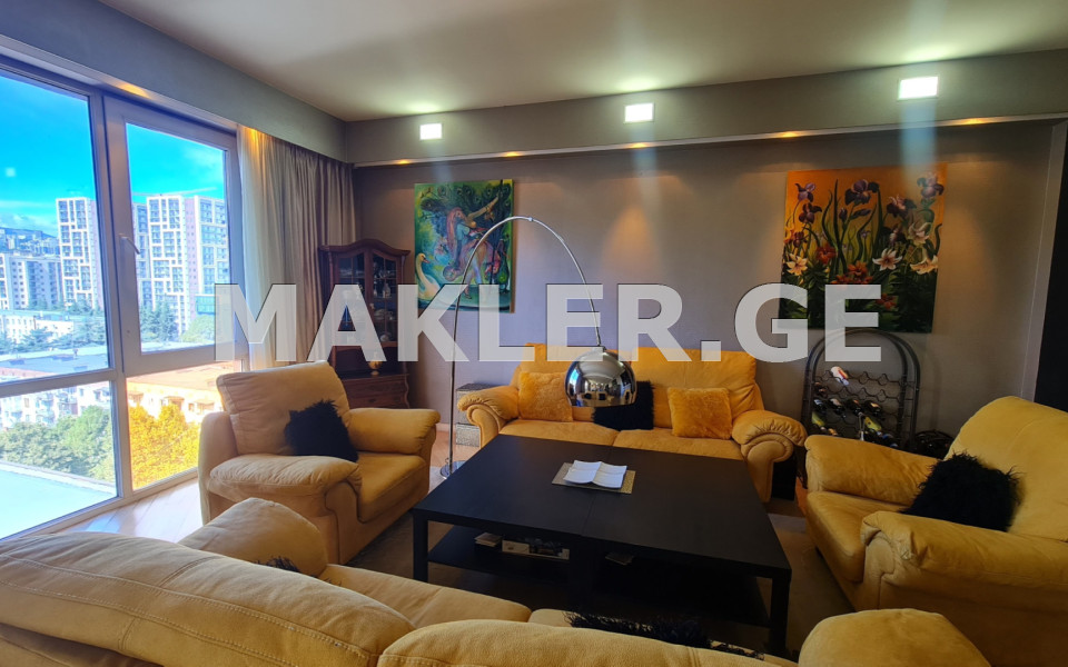  Satılık 5   Daire in Saburtalo dist.  in J.Bagrationi st. 
