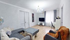 Продается 4 комнатная  Квартира на Плато Нуцебидзе